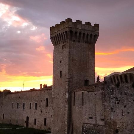 Torre Della Botonta Bed and Breakfast Castel Ritaldi Buitenkant foto