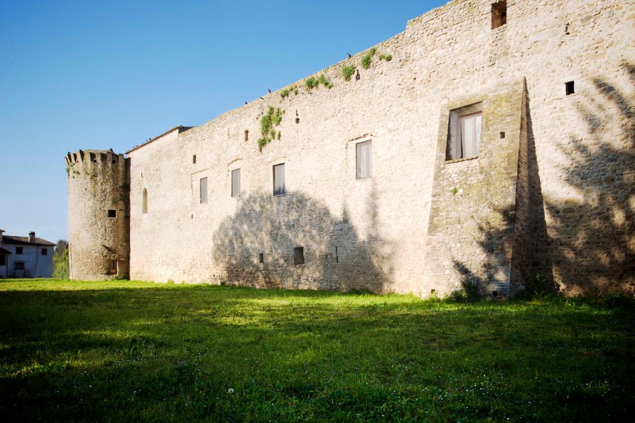 Torre Della Botonta Bed and Breakfast Castel Ritaldi Buitenkant foto
