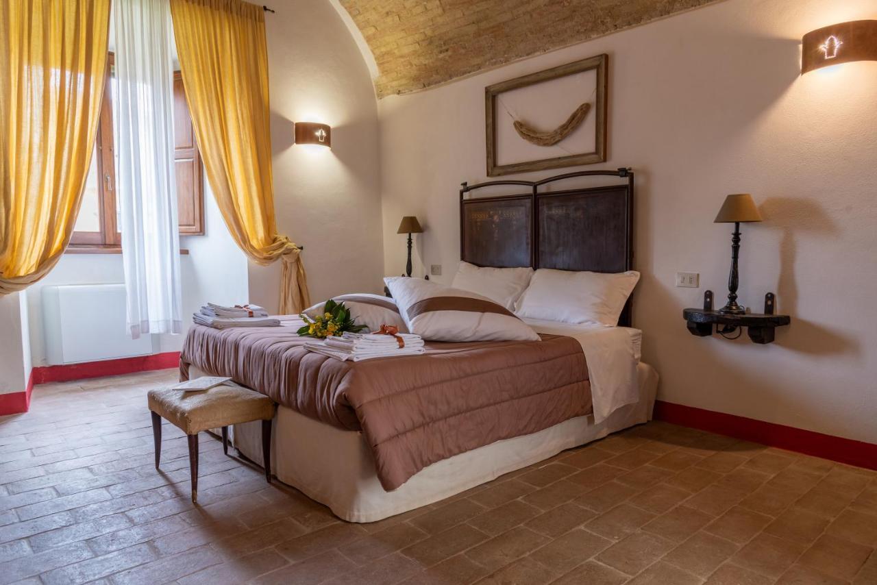 Torre Della Botonta Bed and Breakfast Castel Ritaldi Buitenkant foto