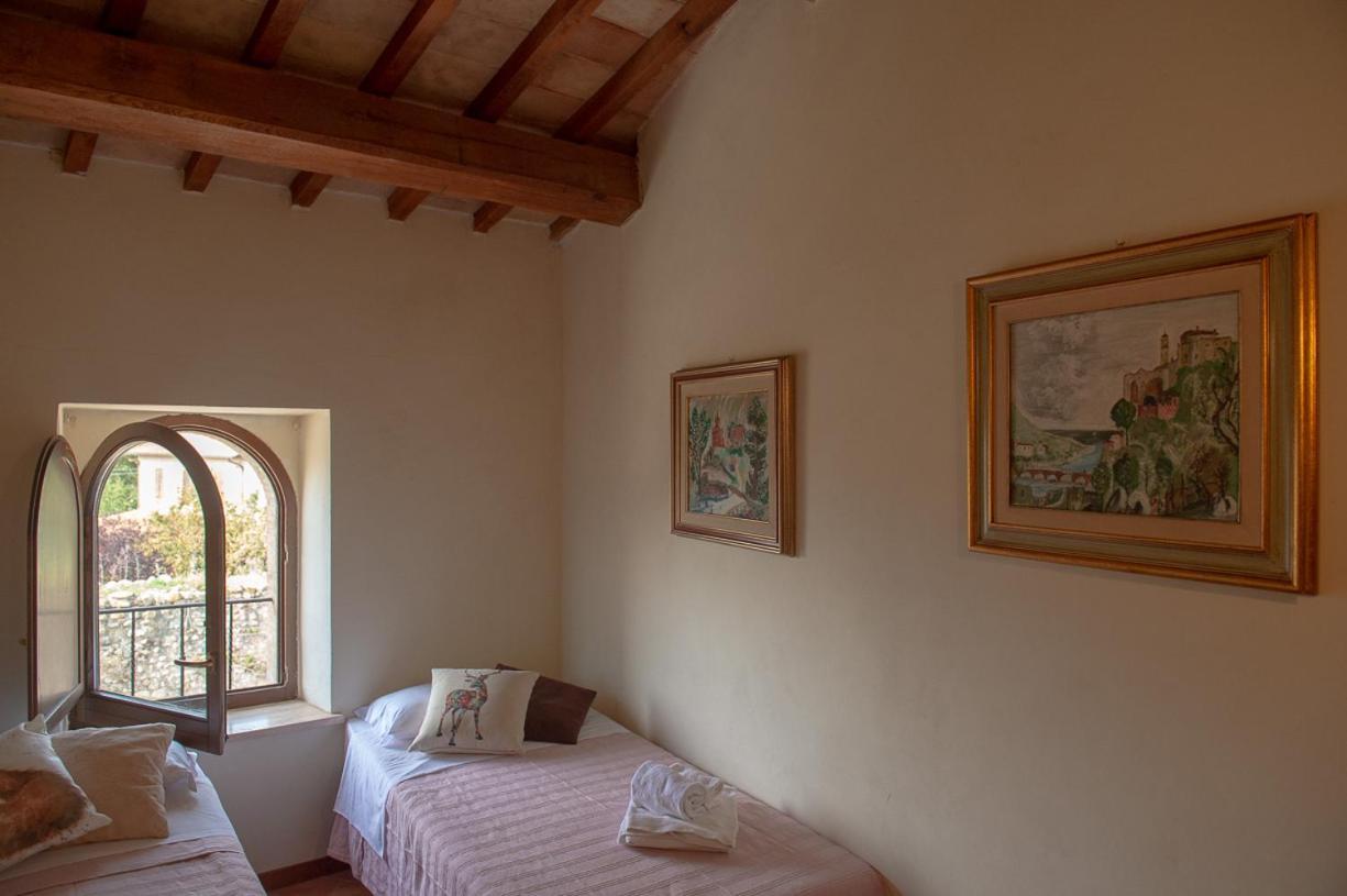 Torre Della Botonta Bed and Breakfast Castel Ritaldi Buitenkant foto