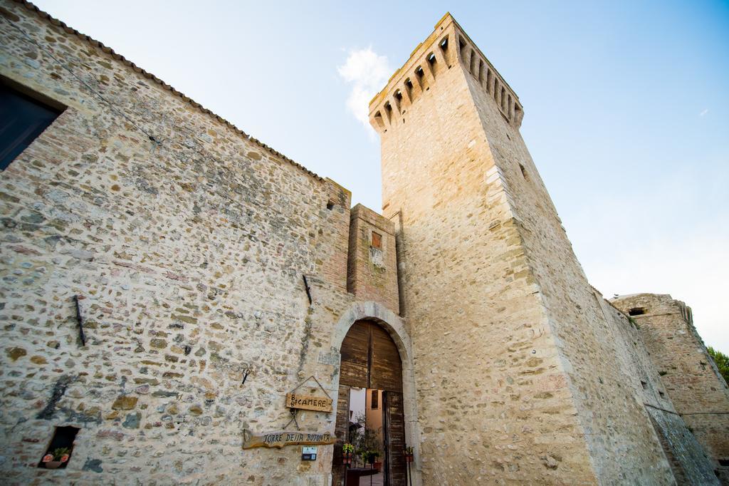 Torre Della Botonta Bed and Breakfast Castel Ritaldi Buitenkant foto