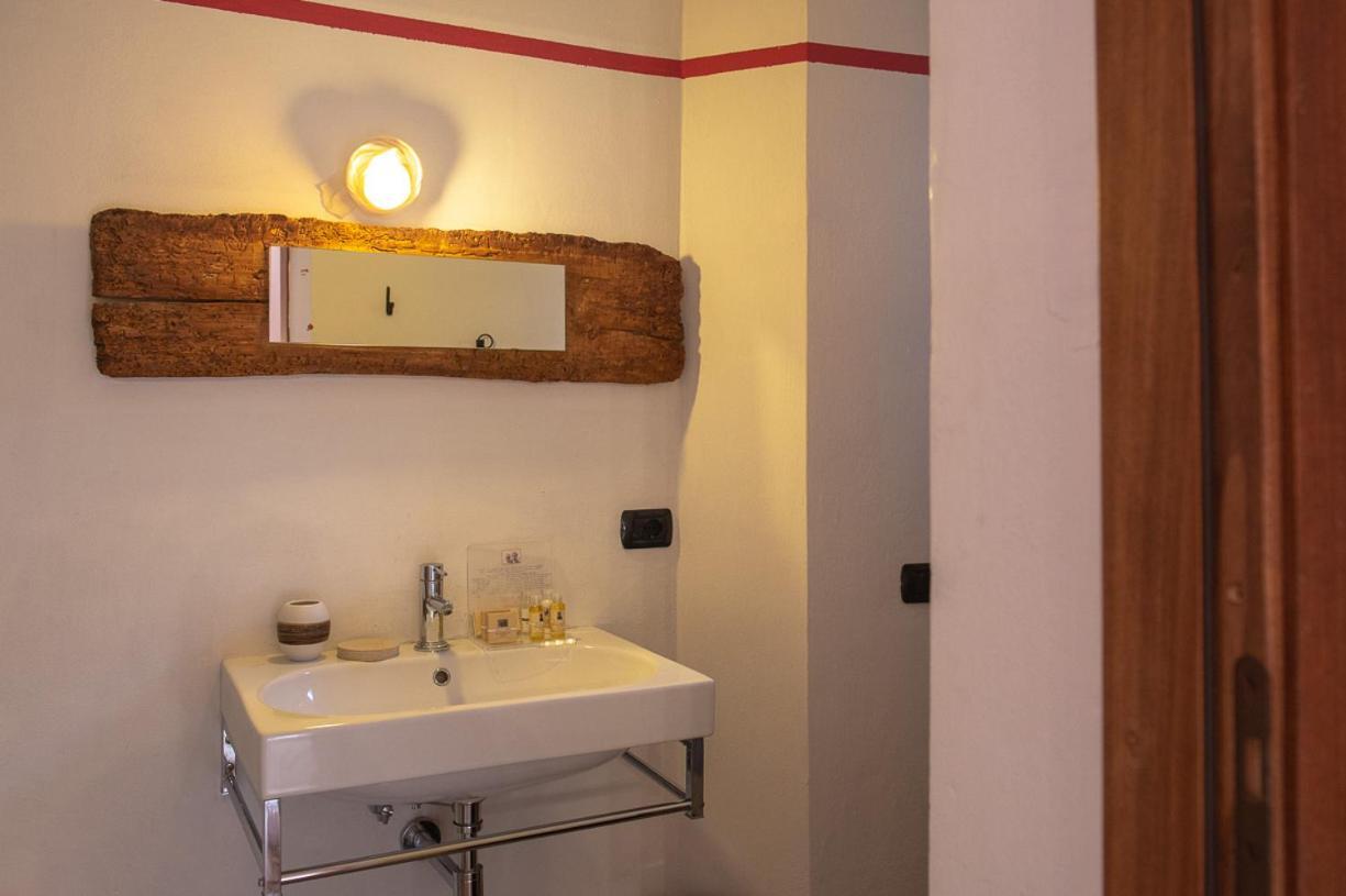Torre Della Botonta Bed and Breakfast Castel Ritaldi Buitenkant foto